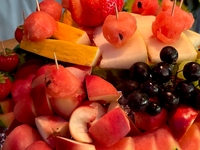 Obstplatte mit Melone Obstplatte mit Melone…